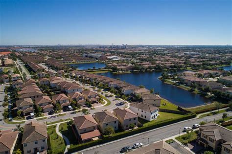 3 bedroom apartments near doral  The property houses 2 on-site bars and an on-site rental car office