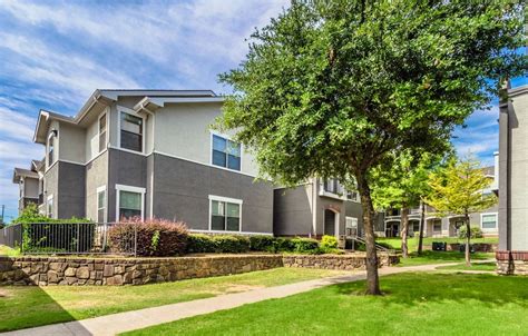 3303 southern oaks blvd dallas tx 75216 Welcome to Signature at Southern Oaks Rental Information Pricing: $925 - $1401/Month | 2 Bedroom 2 Bath | 950 sq ft Lease Term: