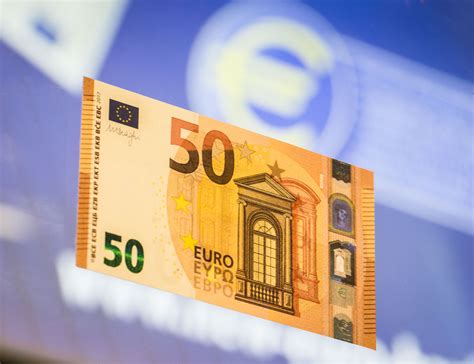 3499 pln to eur  10000 EUR