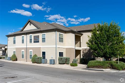 3500 n fowler st hobbs nm 88240  This apartment community has 2 stories with 370 units