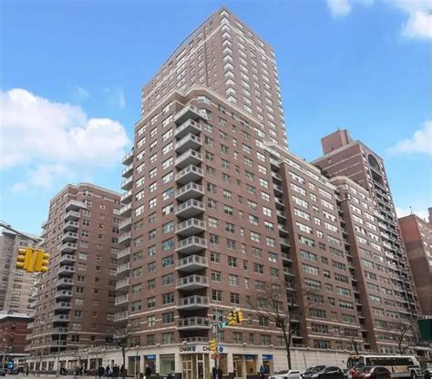 360 east 72 street Financially, 360 East 72nd Street is exceptional in that it is one of the few coops that has low maintenances that include all utilities
