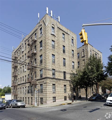 4305 carpenter ave bronx ny 10466 <mark> 4180 Carpenter Avenue Apartments is offering 28 newly constructed units in the Bronx</mark>