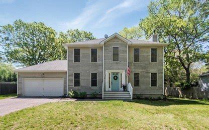 44 old fish cove rd southampton See sales history and home details for 70 Old Fish Cove Rd, Southampton, NY 11968, a 3 bed, 2 bath, 2,136 Sq