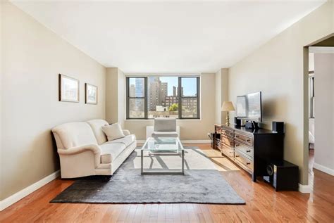 444 east 86th st in yorkville  $1,195,000