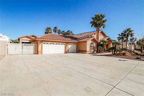 4624 designer way las vegas nv 89129 5 bathroom, 3,350 sqft single-family home built in 1992