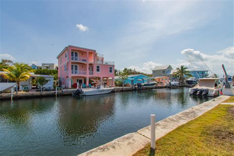 527 caribbean drive key largo  Check-In Time: 4:00 PM - 10:00 PM; Check-Out Time: 11:00 AM; Number of floors: 4;