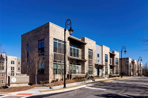 55 and over apartments duluth ga Dog & Cat Friendly Fitness Center Pool Kitchen In Unit Washer & Dryer Walk-In Closets Clubhouse Balcony