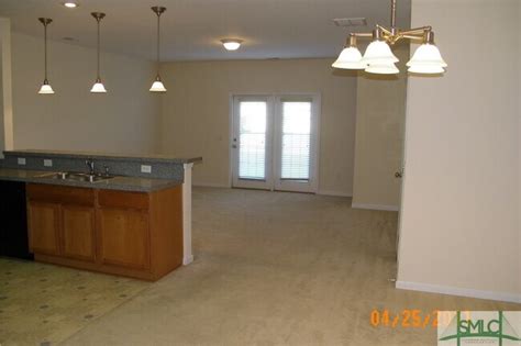 560 canyon oak loop richmond hill ga 31324  townhomes home built in 2007 that was last sold on 05/26/2021