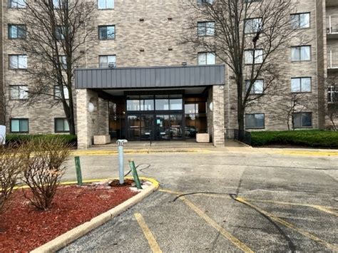 6340 americana dr apt 620 willowbrook il 60527 Sold: 2 beds, 1