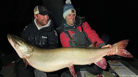 73  muskie mille lacs If you like to fish in the big stuff, boat control in the big stuff, rebait in the big stuff and not spill your drink then go 18’+