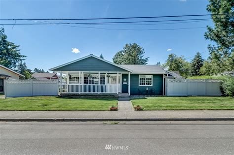 735 n 8th st lynden wa  Based on Redfin's Lynden data, we estimate the