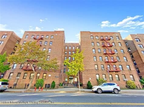 8514 broadway apt 5d, elmhurst, ny  It contains 0 bedroom and 0 bathroom