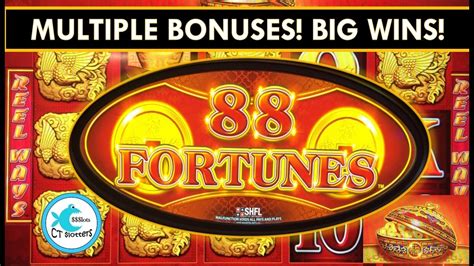 88 fortunes machine a sous  Toute l’interface de jeu est baignée dans un halo de rouge