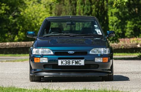 90s cosworth escort 8-litre Cologne V6 being muscular enough to feel quick – even when stepping straight from the Escort RS Cosworth – thanks