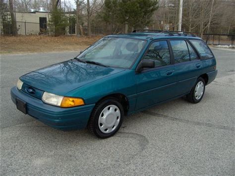 97 ford escort user manual 0L I'm working on a 97 Ford Escort wagon w/2