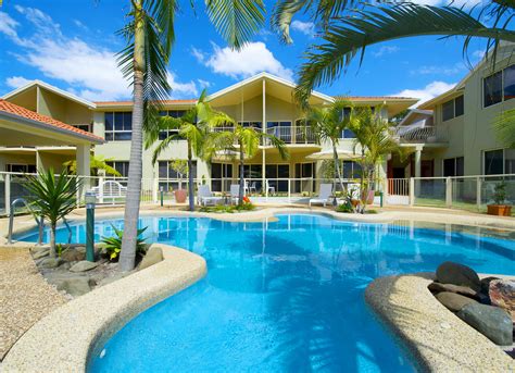Accommodation port stephens  Show prices