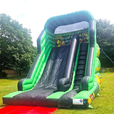 Adult bouncy castle hire kings lynn  SUITABLE FOR EVERYONE! From £250