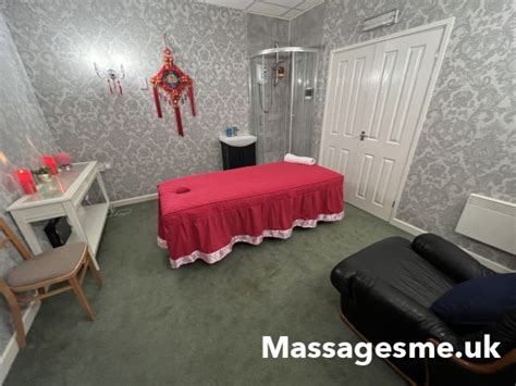 Adult massage bury st edmunds  We were welcomed to the spa by the friendly and knowledgable Sasha and her lovely colleague Doreen