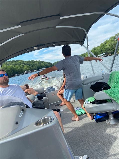 Adventure boat rentals osage beach  To make sure the date you want to charter the tiki boat is available, make sure to book your adventure plenty of time in advance