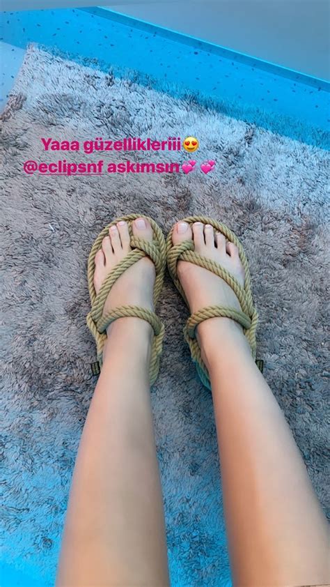 Afra saracoglu wikifeet  The couple has not yet made a statement about their love claims
