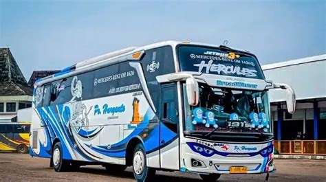 Agen bus haryanto terdekat  Kota Depok berjarak 276 meter , dengan berjalan 4 menit