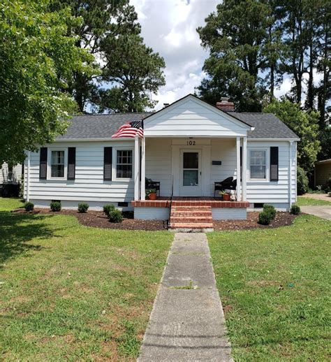 Airbnb edenton nc  Located in a quiet area of downtown Ede
