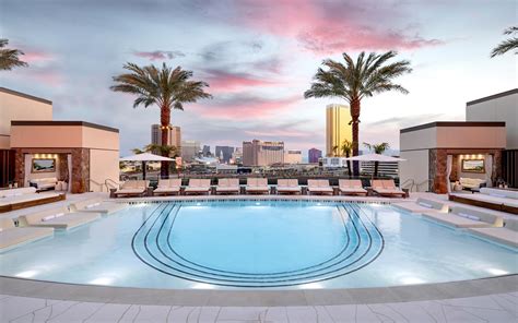 Airbnb penthouses las vegas  at Vdara Hotel & Spa : right in the Heart of Las Vegas Strip!! Extraordinary 1 & 2 BR Luxury Suites that sleep