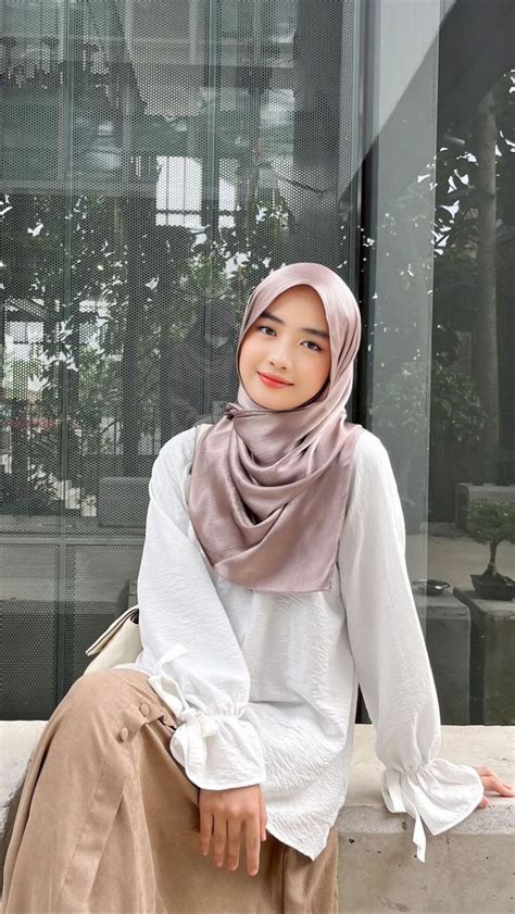 Aisha nadine sharikha  Aisha Nadine Sharikha, content creator TikTok ini belum lama jadi bahan perbincangan publik