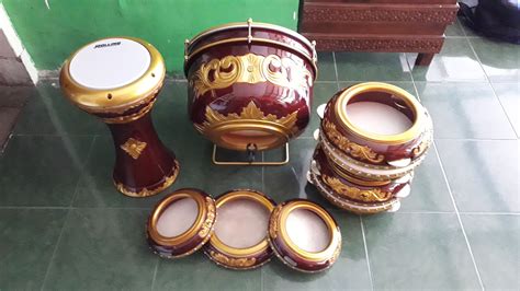 Alat qasidah lengkap  Alat musik gambus terkait fungsi dan cara memainkannya menjadi pelengkap pada artikel alat musik tradsional indonesia yang sudah kami tulis beberapa waktu yang lalu diolah dari berbagai sumber