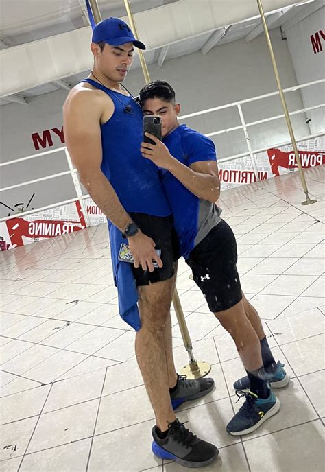 Alexmalmtz gay <u>“Pensé que la mía estaba grande, pero Alex! Si destruye culos! 😈🥵@AlexMalMtz y #LosPrimos (@cristian23_12 @AndresC69) Suscríbete para el nuevo video, lo publicaremos hoy 9:00 pm hora de Mexico) #onlyfan #gayporn #porn #gay #Monterrey #CiudadDeMéxico #gaypride #pride…”Alex Maldonado (Alexmalmtz) – pounding Nelso Garcia with my big cock – OnlyGayPorn</u>