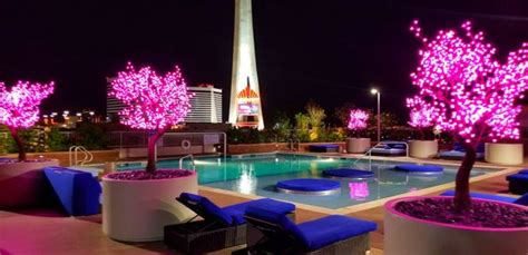 Allure las vegas amenities  The tower boasts all the amenities common in high rise living including a spacious pool, fitness