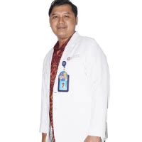 Alodokter spkk KK adalah dokter spesialis kulit dan kelamin senior di Klinik Utama Promec Pecenongan