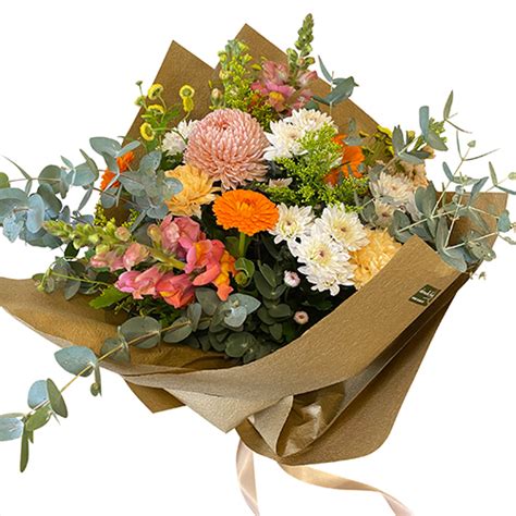Alstonville florist  We prefer to take orders for smaller weddings these days, and are really enjoying working with couples who are planning, small, intimate weddings