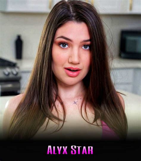 Alyx stare porn  1,4M views