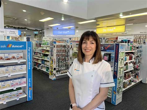 Amcal pharmacy bayswater reviews  I managed to get the job fairly easy as the particular store needed front of shop staff that could work weekday afternoons and weekends
