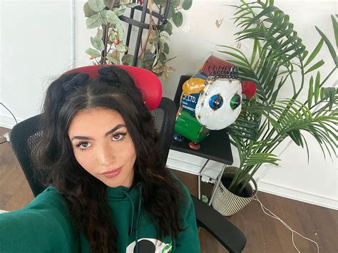 Andrea botez fanhouse leaks  Andrea Botez is known for Love or Host (2019), BotezLive (2019) and Sodapoppin Twitch Clips (2021)