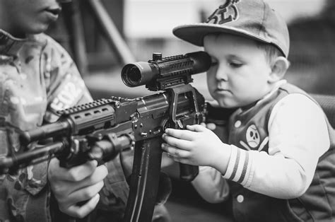 Angka mimpi menembak orang dengan pistol  Bahkan dalam buku besar primbon jawa