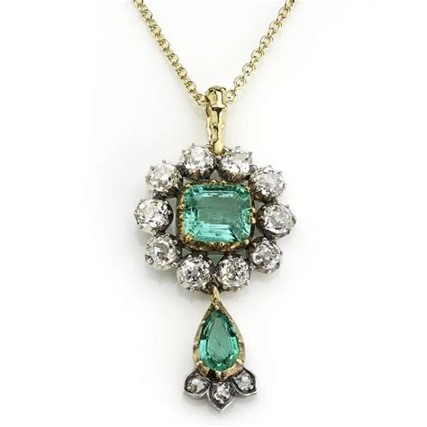 Antique emerland pendant 88 Original Price $246