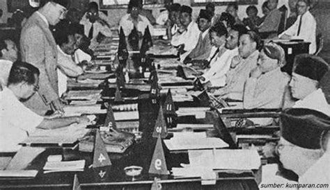 Apa hasil sidang ppki tanggal 18 agustus 1945  (Osman Ralliby/Dokumentasi Historica,