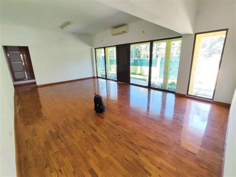 Apartamentos para alugar na gala  122 m² Apartamento T3 com lugar de garagem junto ao metro na Av