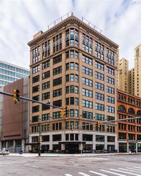 Apartments for rent in detroit michigan  City Club Apartments CBD Detroit is the first new mixed-use high-rise apartment building to break ground in Detroit's Central Business District in 30 years
