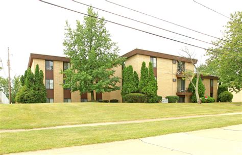 Apartments near earl avenue maple heights oh  $1,400 /mo