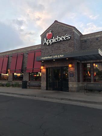 Applebees brighton mi  Close