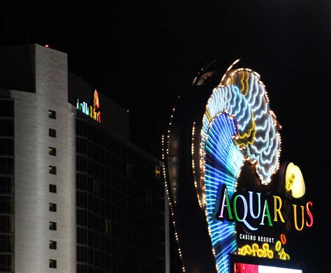 Aquarius laughlin players club No coolers, speakers or outside food or beverage (including property vendors) allowed in the pool area