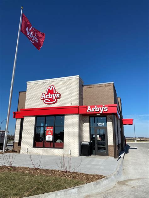 Arby's mandan Arby's opened in Mandan, Elite Eyewear opened in North Bismarck, and a pharmacy is available on North Hill in Minot