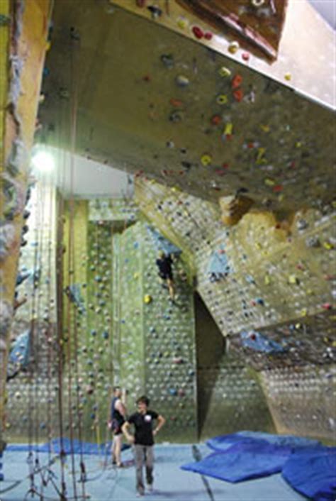 Artarmon indoor rock climbing  Sports World at LadProa