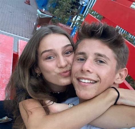 Arthur leclerc girlfriend  Ferrari investiert in die Zukunft