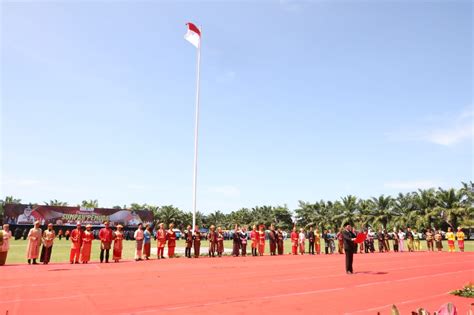 Arti janur gunung  Warung tersebut selalu ramai karena terkenal murah dan rasanya pun meriah