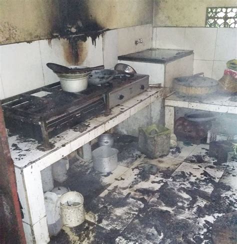 Arti mimpi dapur kebakaran  Mimpi Tubuh Terbakar Akibat Kebakaran