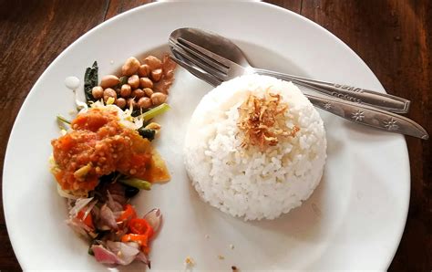 Arti mimpi makan nasi  Mimpi adalah bagian dari alam bawah sadar, dan dapat dipengaruhi oleh berbagai faktor seperti pengalaman hidup, kondisi fisik, atau bahkan kebiasaan tidur